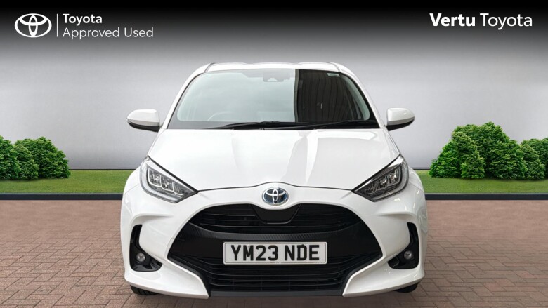 Toyota Yaris 1.5 Hybrid Design 5dr CVT Hybrid Hatchback
